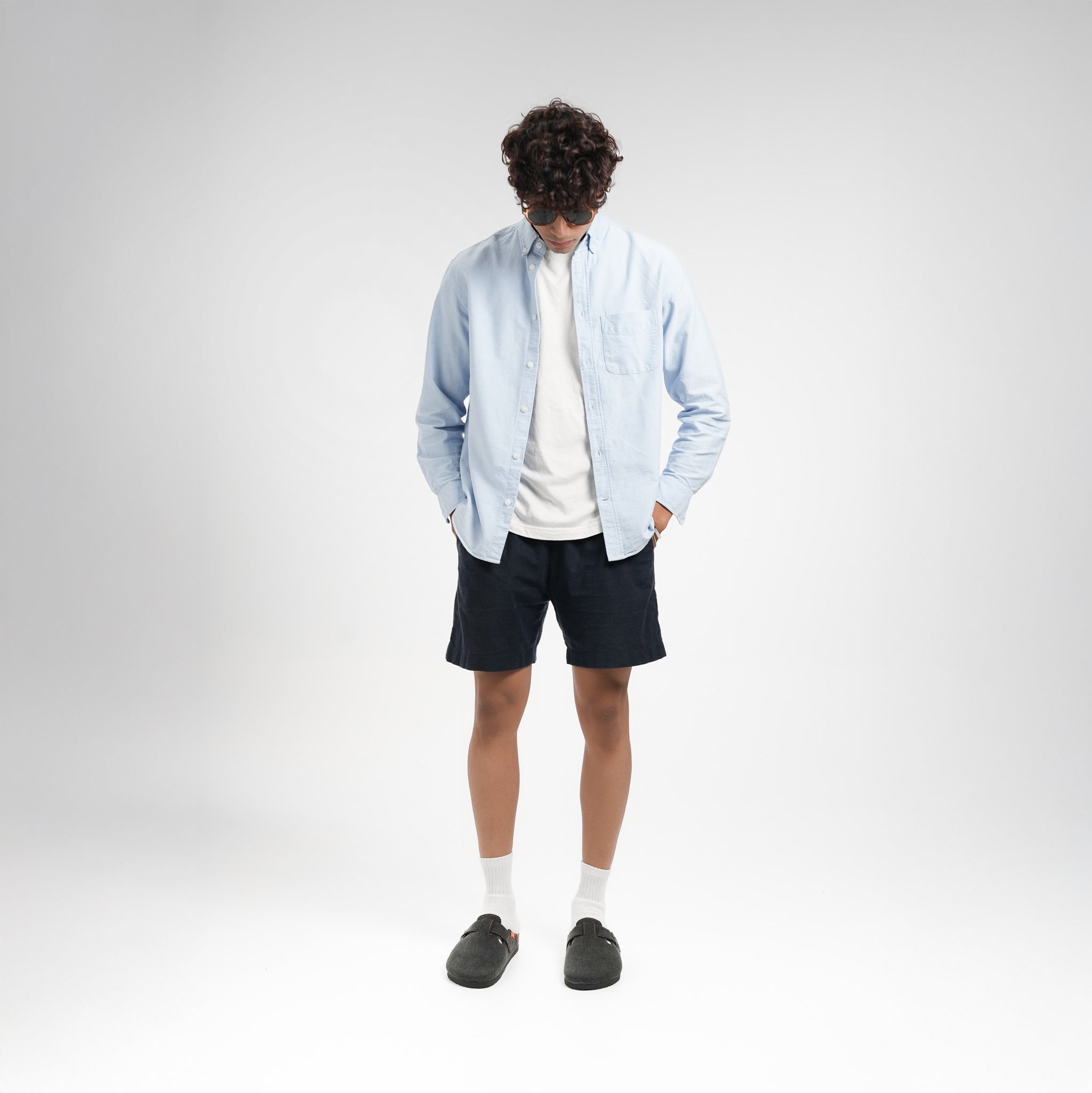 MUGGER - CHARCOAL BLACK