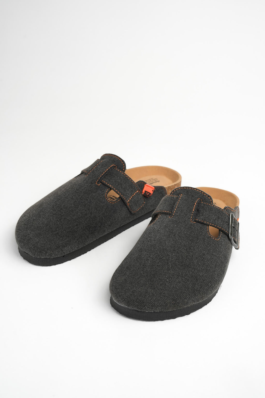 MUGGER - CHARCOAL BLACK