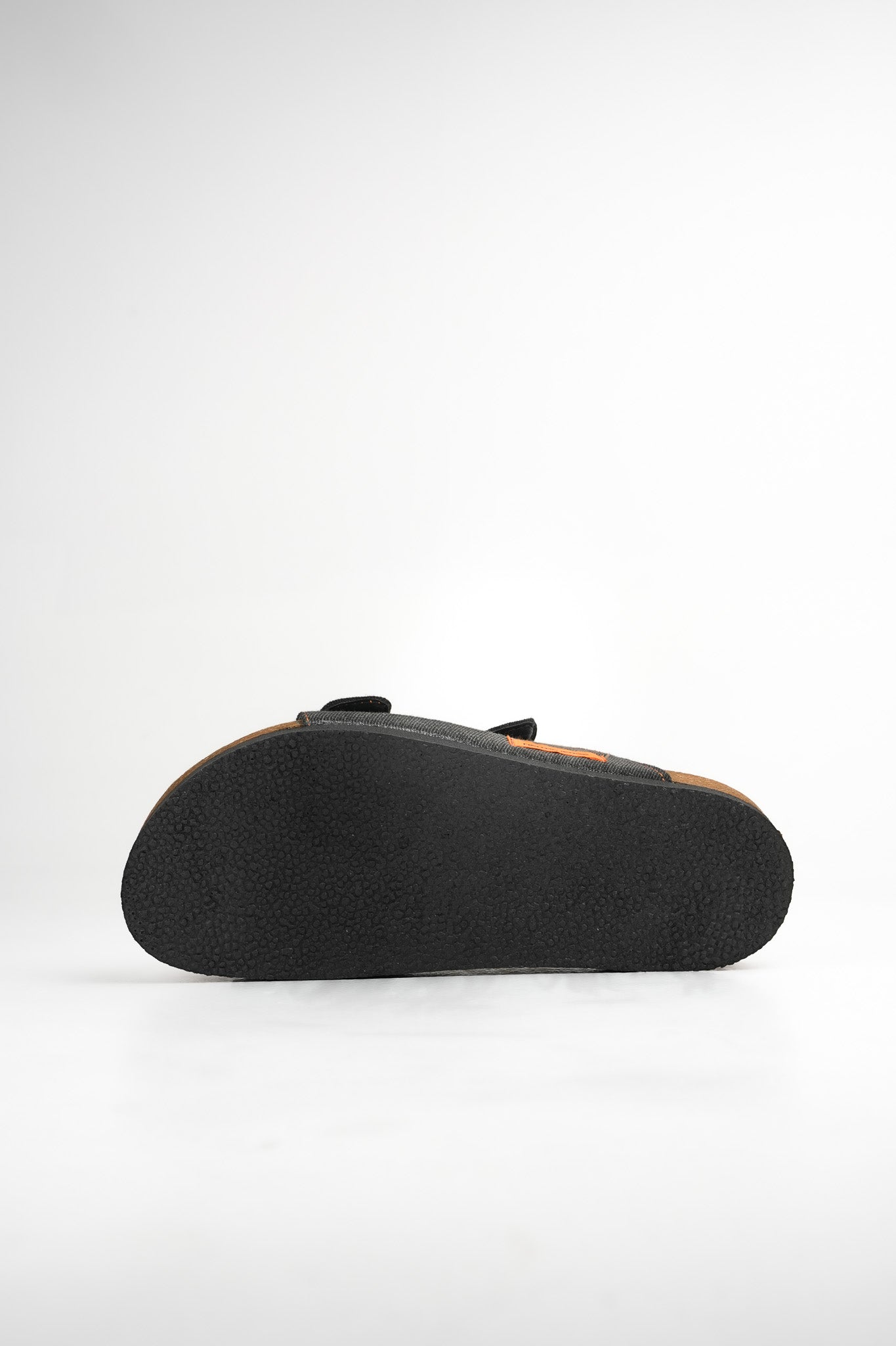AMBASSADOR - CHARCOAL BLACK