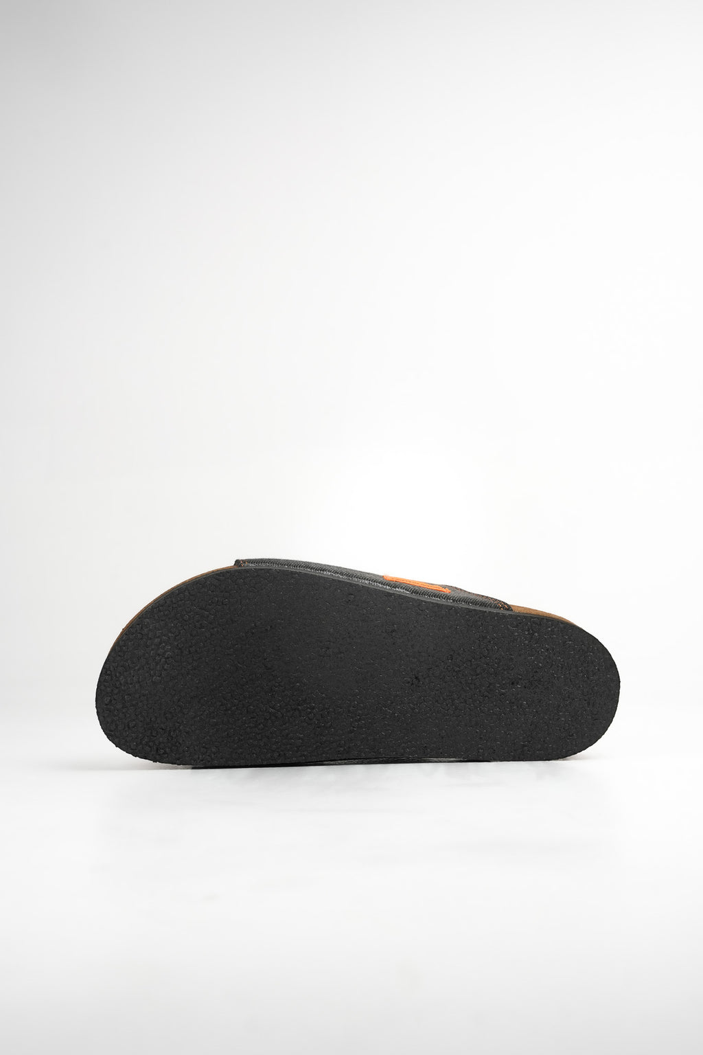 KOMODO - CHARCOAL BLACK